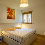 Lägenhet Le Del Ponte Villa di Tirano