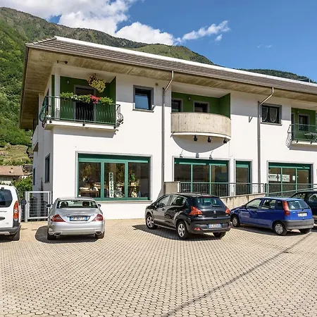 Le Del Ponte Villa di Tirano
